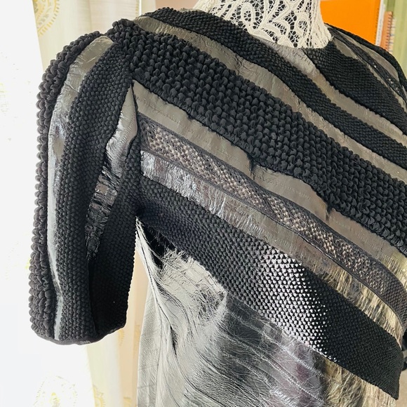 Louis Vuitton Spring 2015 Runway Eel Skin Dress.. VERY RARE - Picture 4 of 13